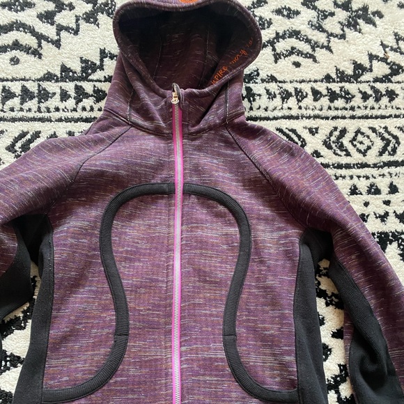 Lululemon Scuba Hoodie - Picture 3 of 4